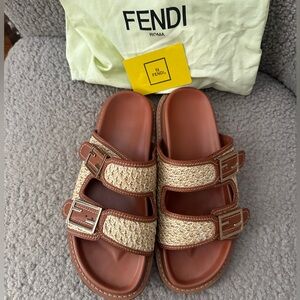 Raffia Vitello Womens Fendi Feel Buckled Slide Sandals 41 Paglia Brandy